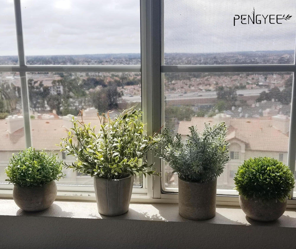 PENGYEE en habitación de baja luz mostrando resistencia decorativa