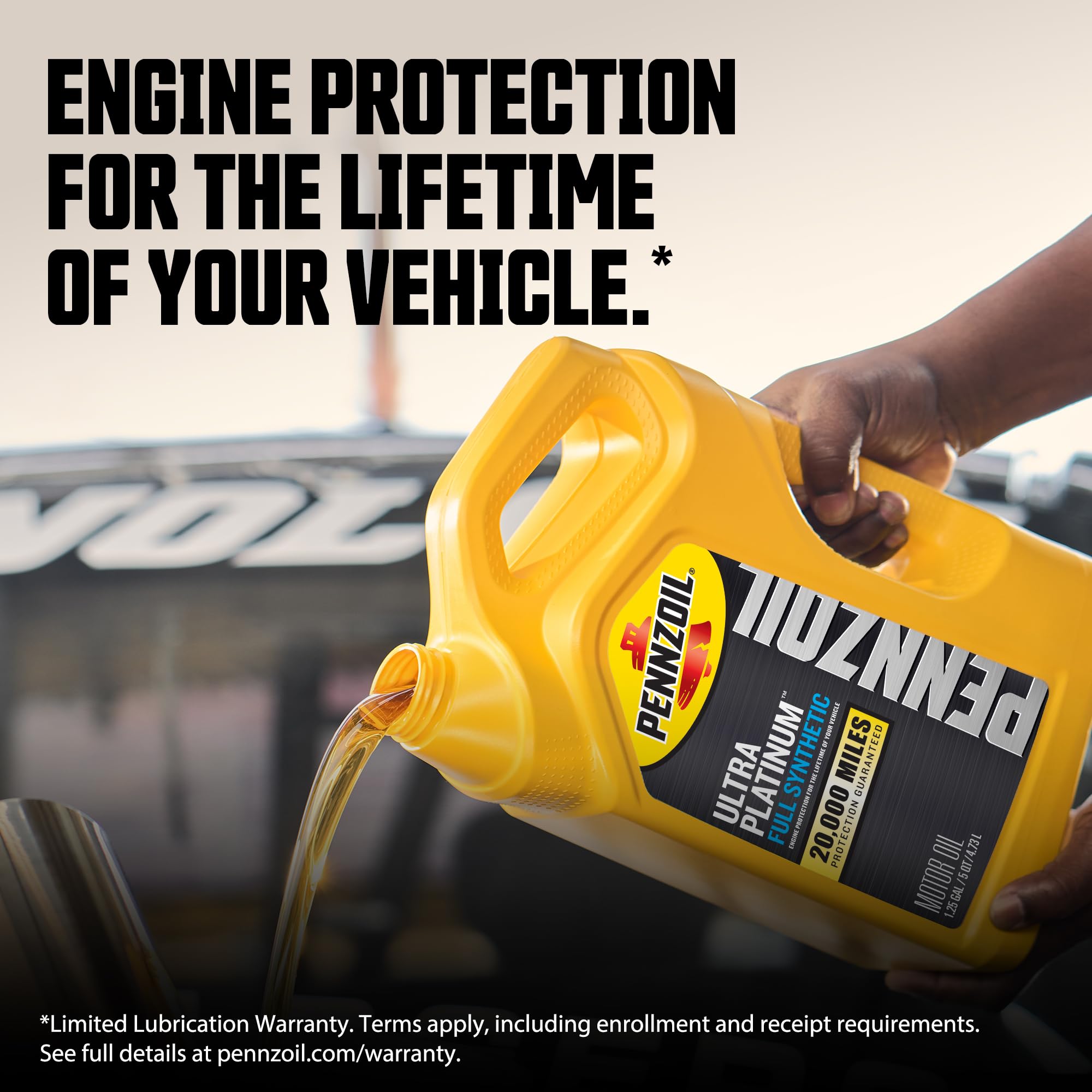 Primer plano de textura del aceite Pennzoil Ultra Platinum que muestra claridad