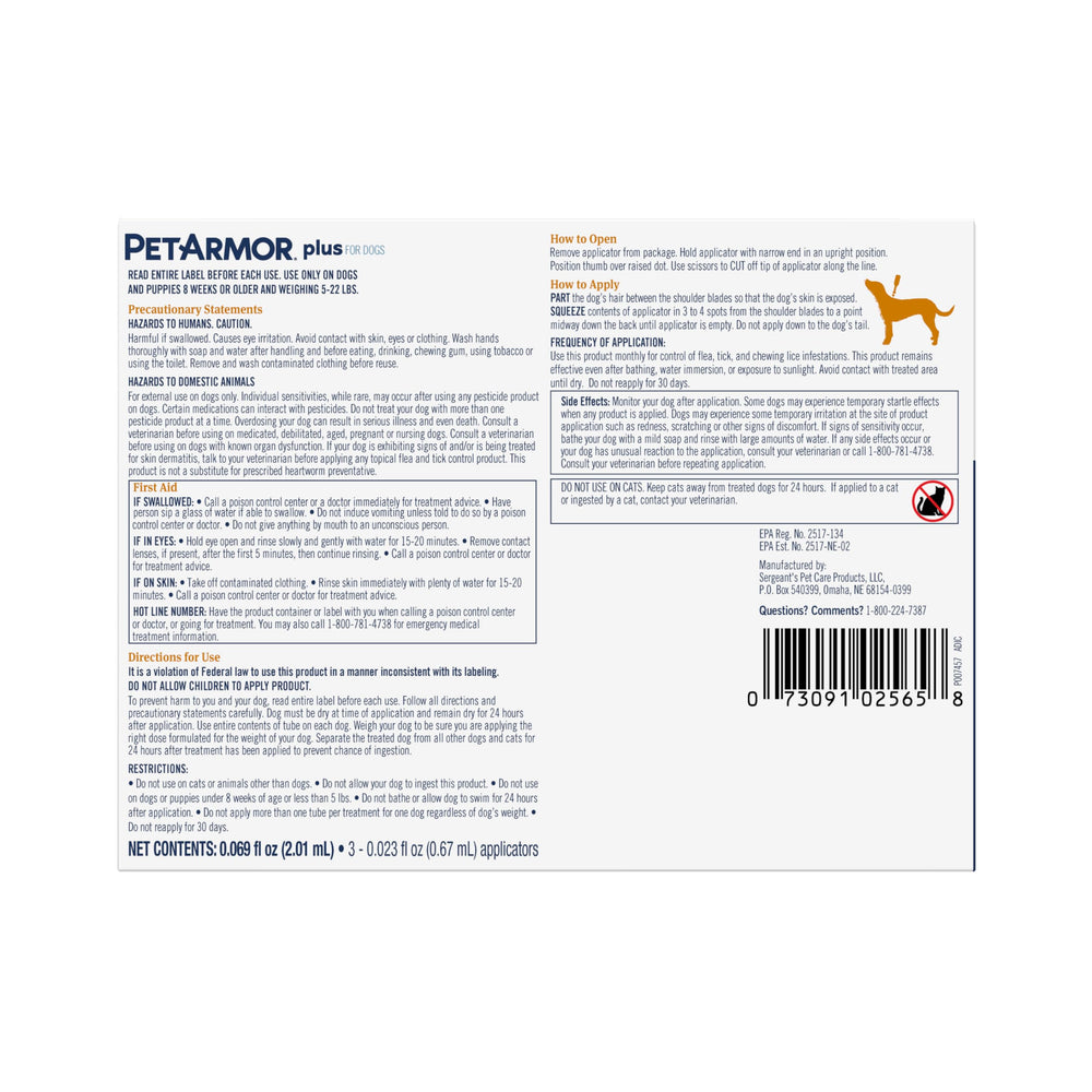 Producto PetArmor Plus en sala hogareña enfatizando control doméstico