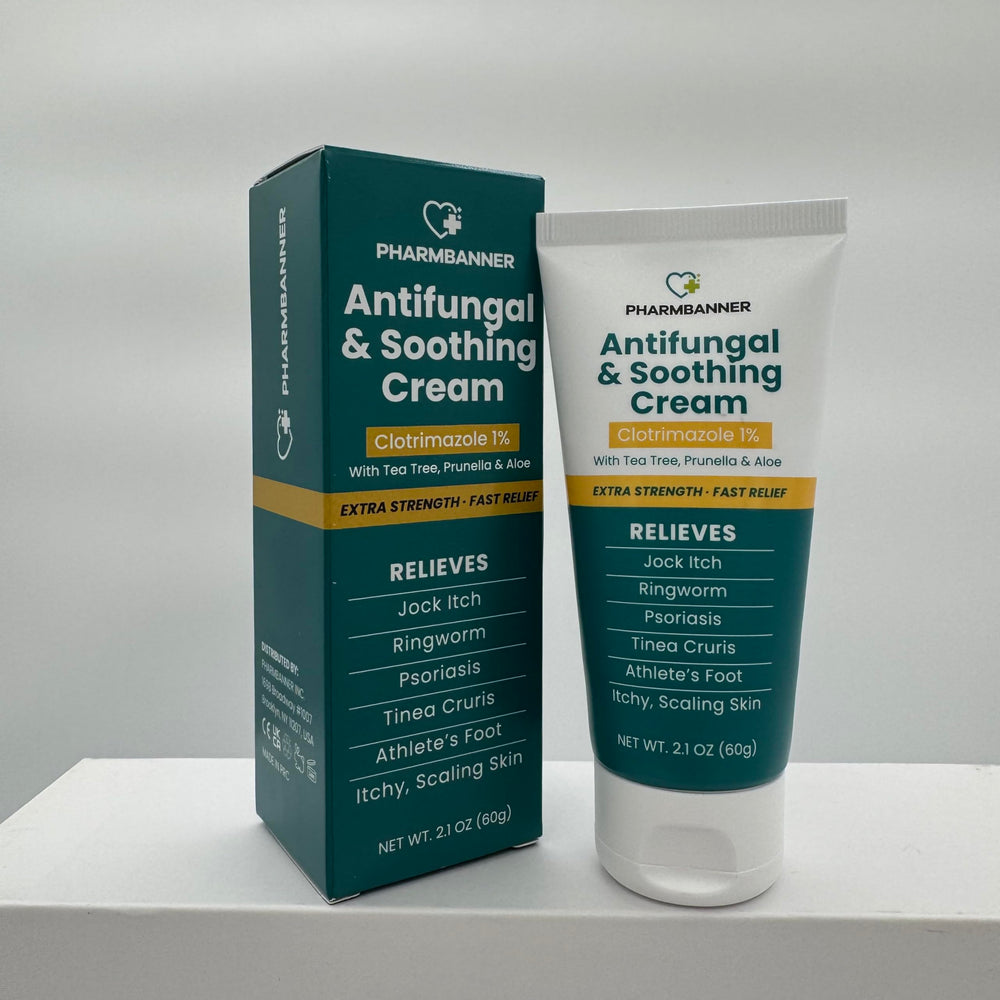 PHARMBANNER ambiente de baño con la crema lista para rutina de cuidado