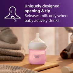 Philips Avent biberón en mano de adulto fácil de sujetar y ergonómico