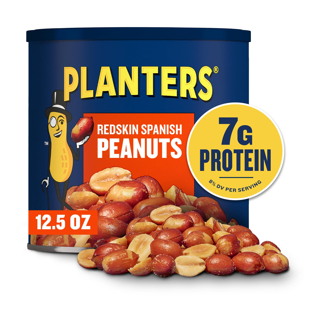 PLANTERS primer plano piel roja del cacahuete con textura y sabor intenso