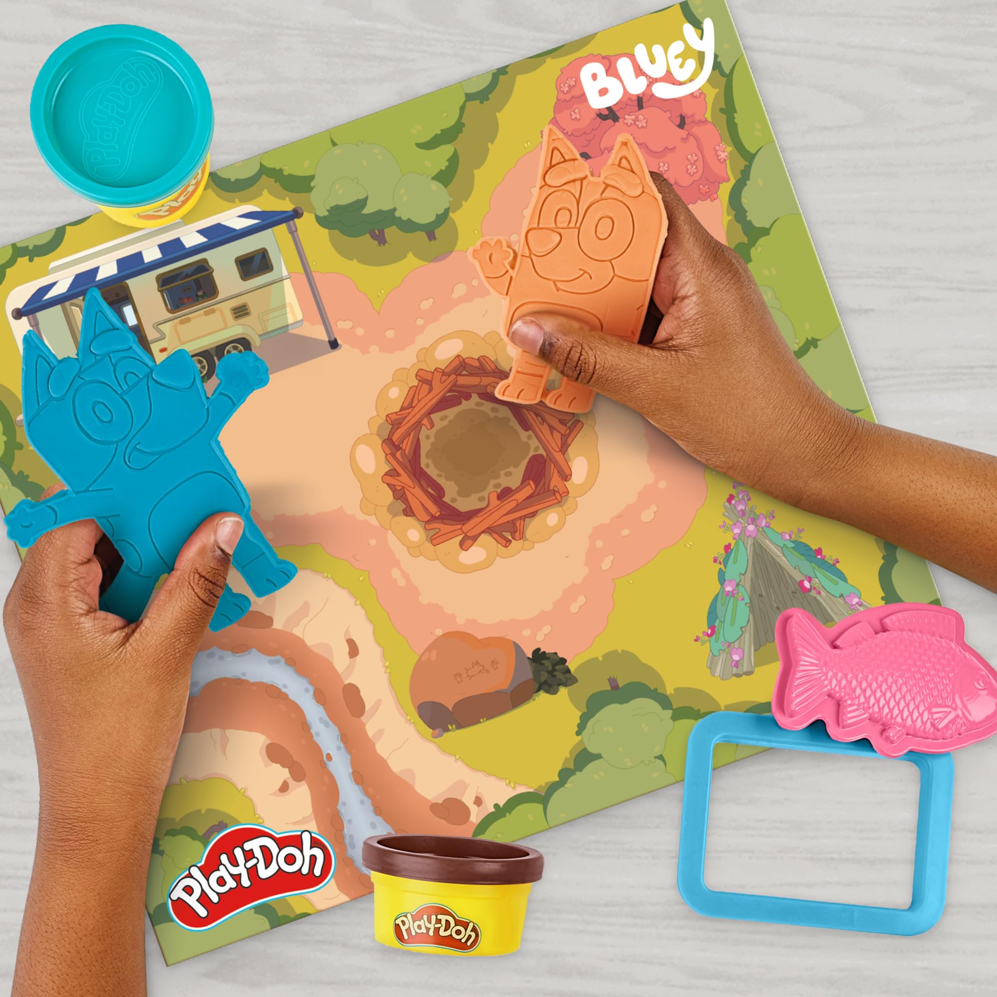 Play‑Doh utensilios de cocina que promueven juego imaginativo