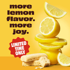 Premier Protein batido Lemon Bar junto a pesa en gimnasio, energía portátil