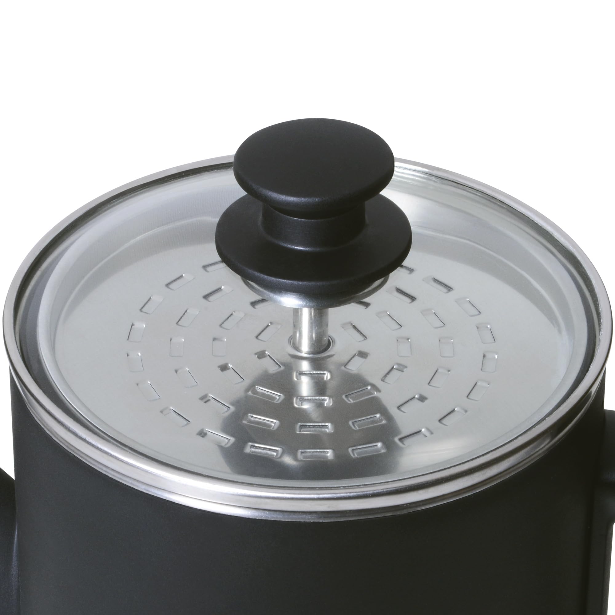 Presto cordless pot lifted from base demonstrating tangle-free serving and convenience benefit