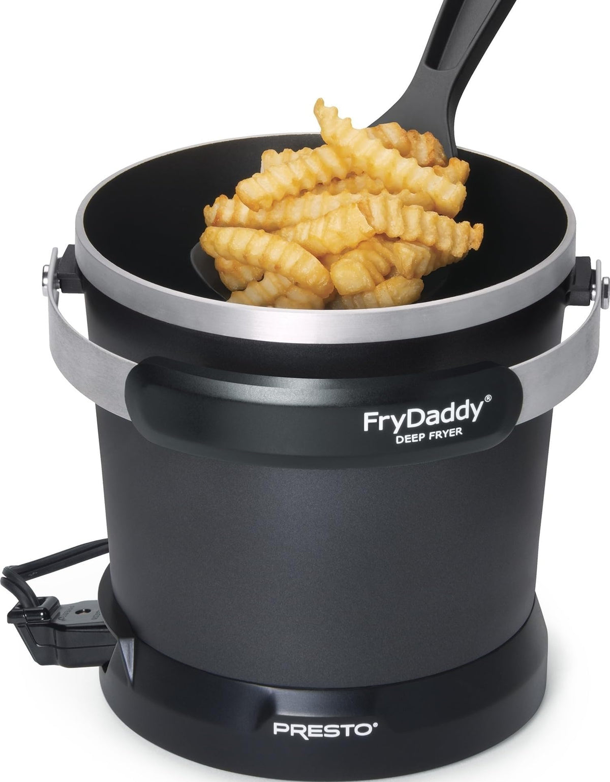 Presto FryDaddy vista frontal con tapa cerrada mostrando ahorro de aceite