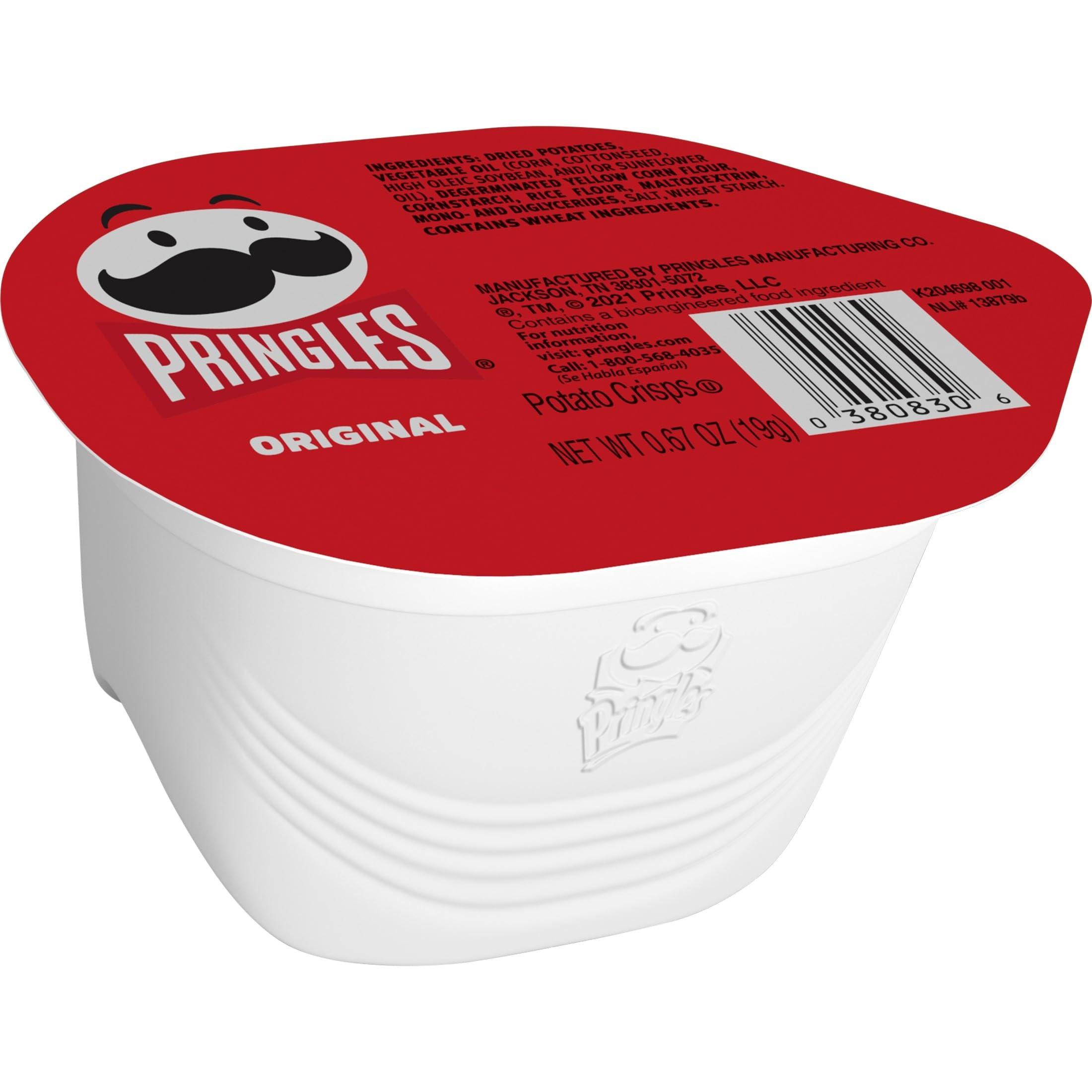 Pringles en mesa de picnic compartido aportando sabor y conveniencia
