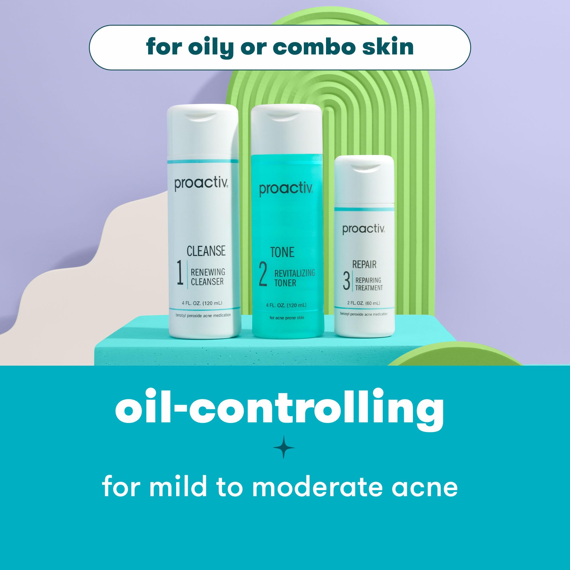 Proactiv kit en manos para mostrar tamaño y conveniencia