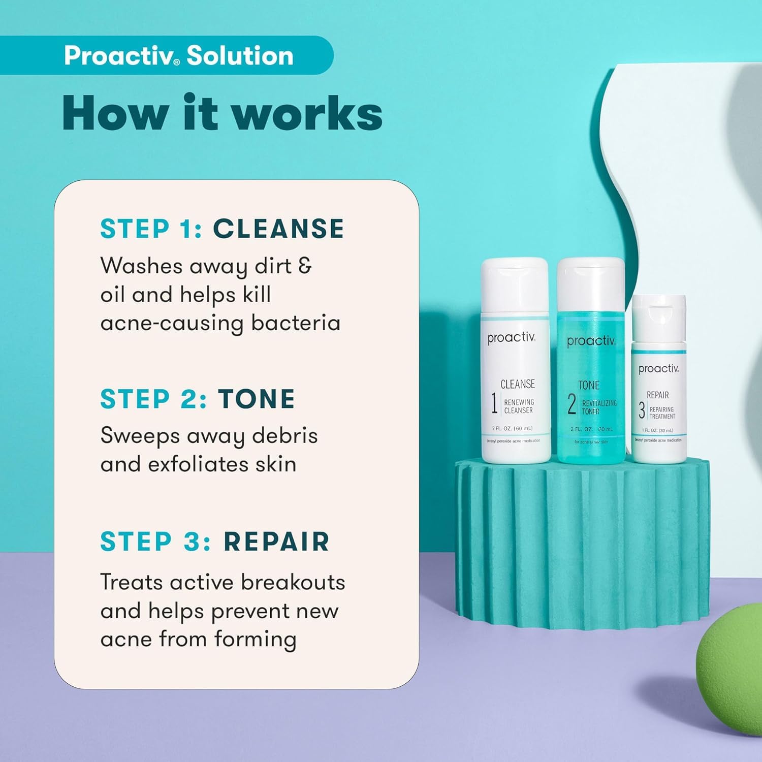 Proactiv Revitalizing Toner botella de cerca mostrando su fórmula exfoliante suave