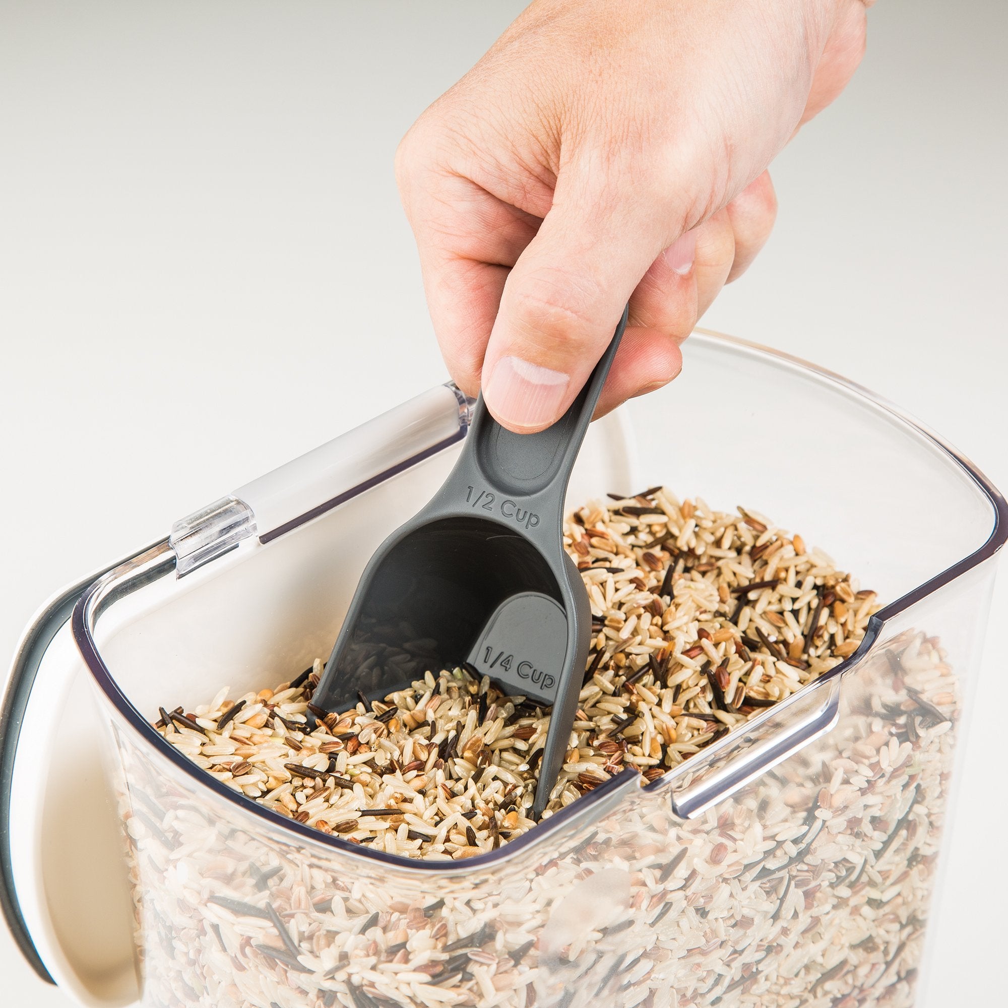 ProKeeper cuchara incluida con arroz mostrando porcionado práctico