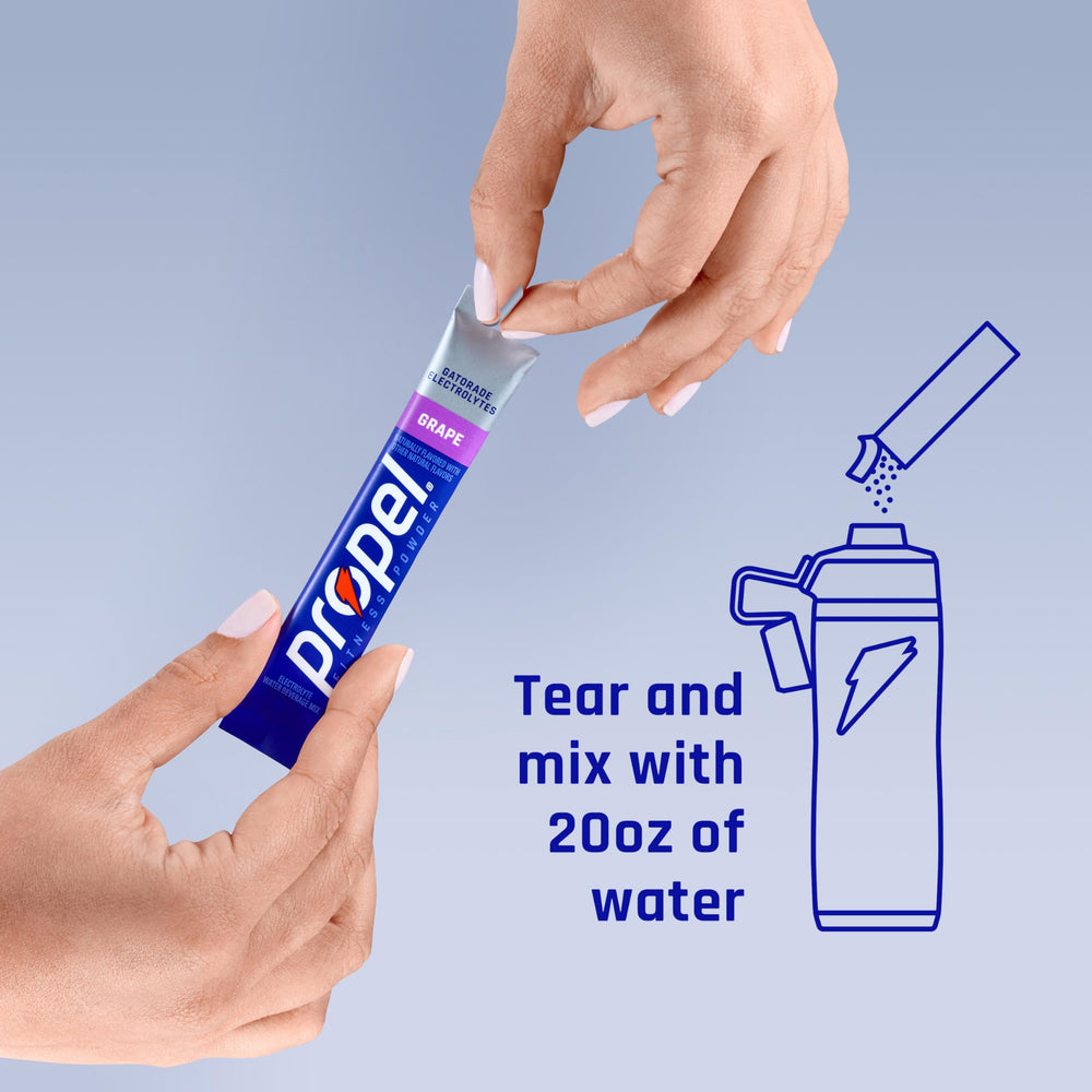 Propel en uso en gimnasio estilo de vida para recargar electrolitos