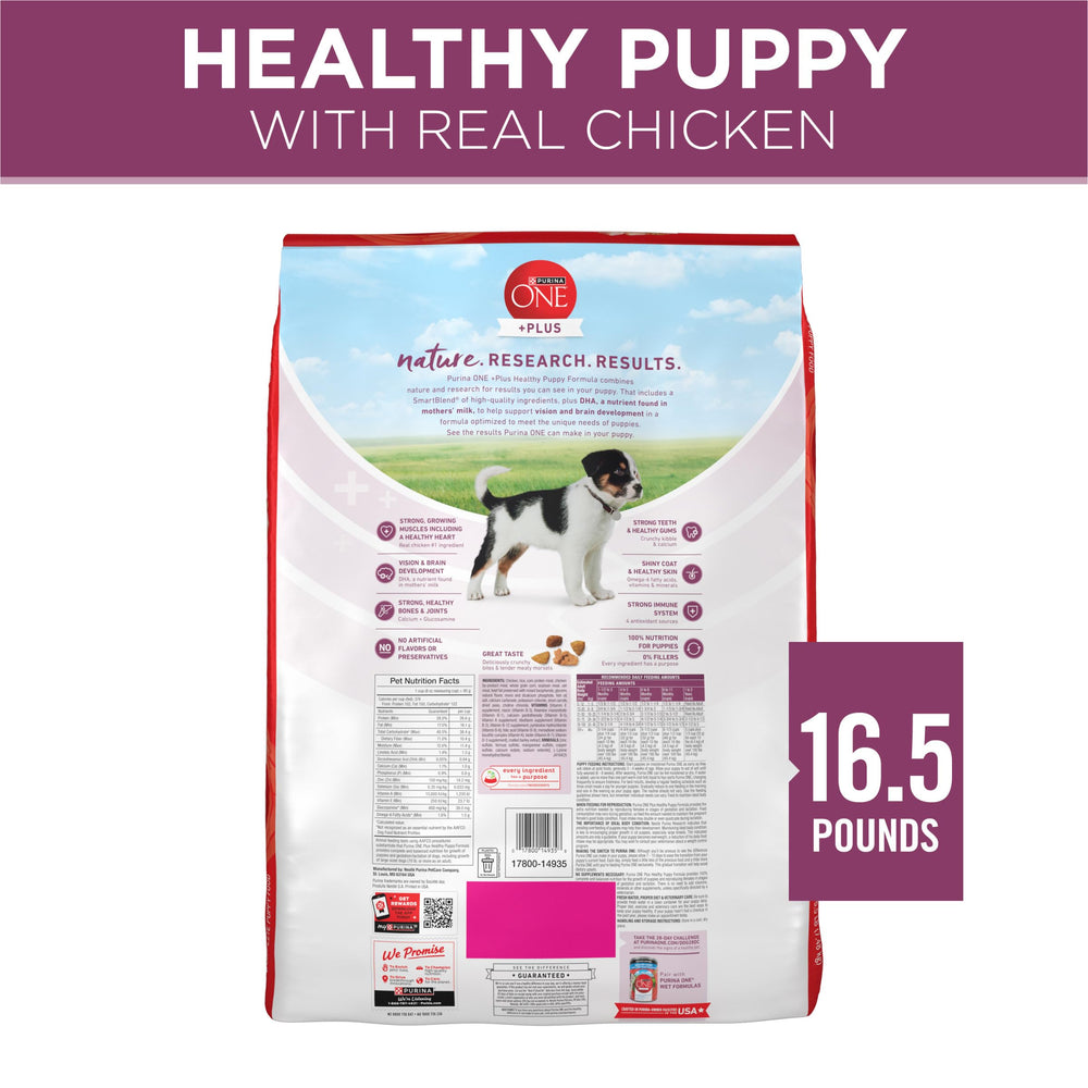 Purina ONE bolsa junto a balanza mostrando 16.5 lb para almacenamiento