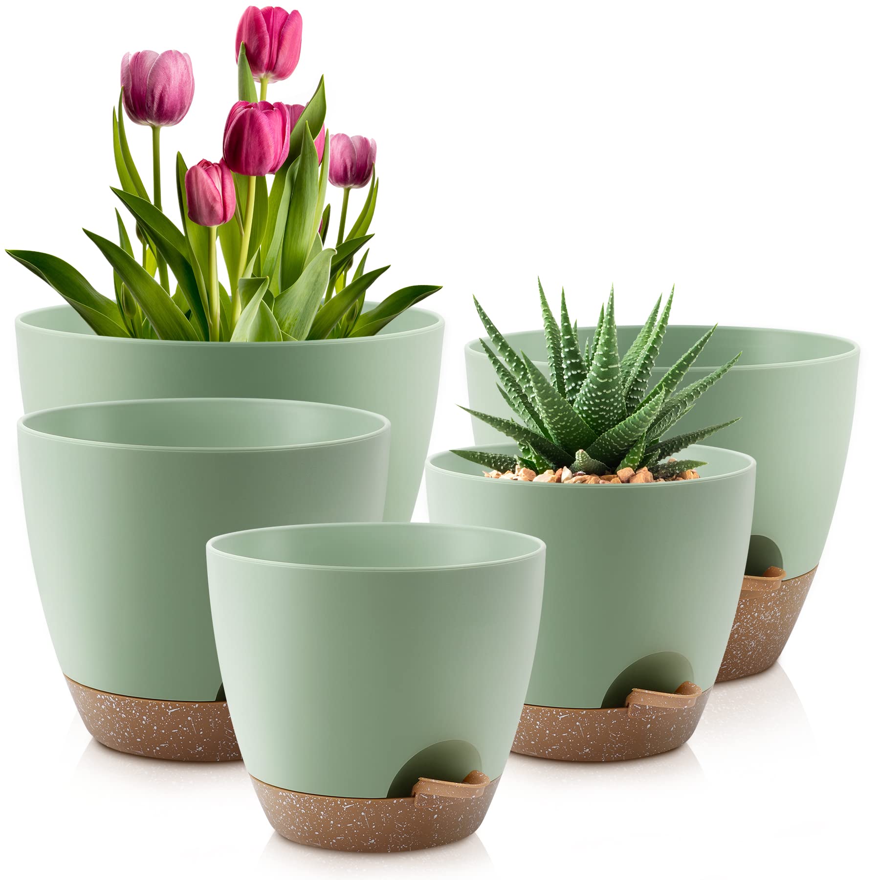QRRICA front view of five green pots showing sizes and cohesive design for easy styling