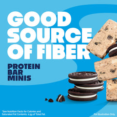 Quest mini cookies & cream close-up de trozos de galleta para mayor placer