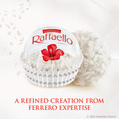 Raffaello en mano mostrando tamaño y porción práctica