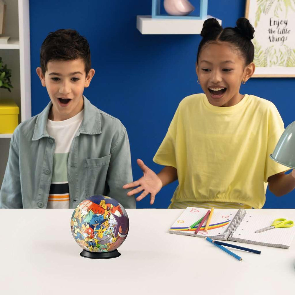 Ravensburger comparación de tamaño 13 cm para referencia de escala