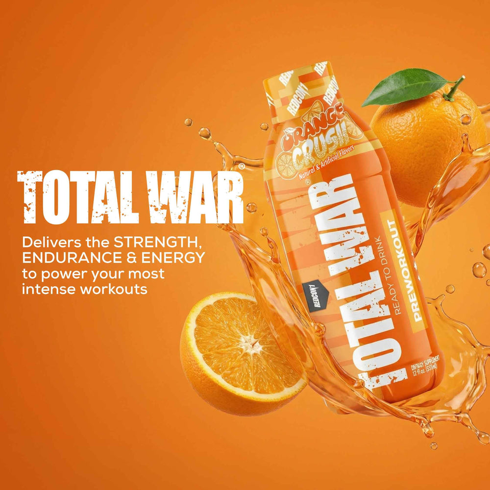 Escena de estilo de vida con REDCON1 Total War durante un entrenamiento intenso mostrando energía