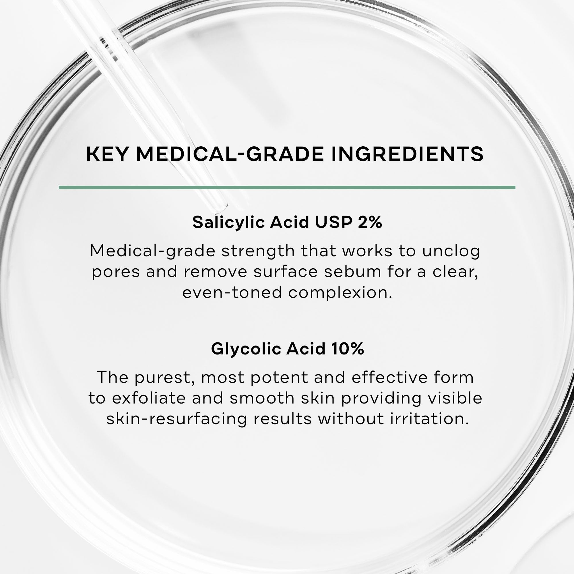 Uso de almohadilla Replenix en mano aplicando en rostro para exfoliar
