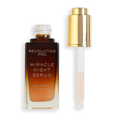 Revolution Beauty London suero nocturno frente del envase mostrando diseño y tamaño