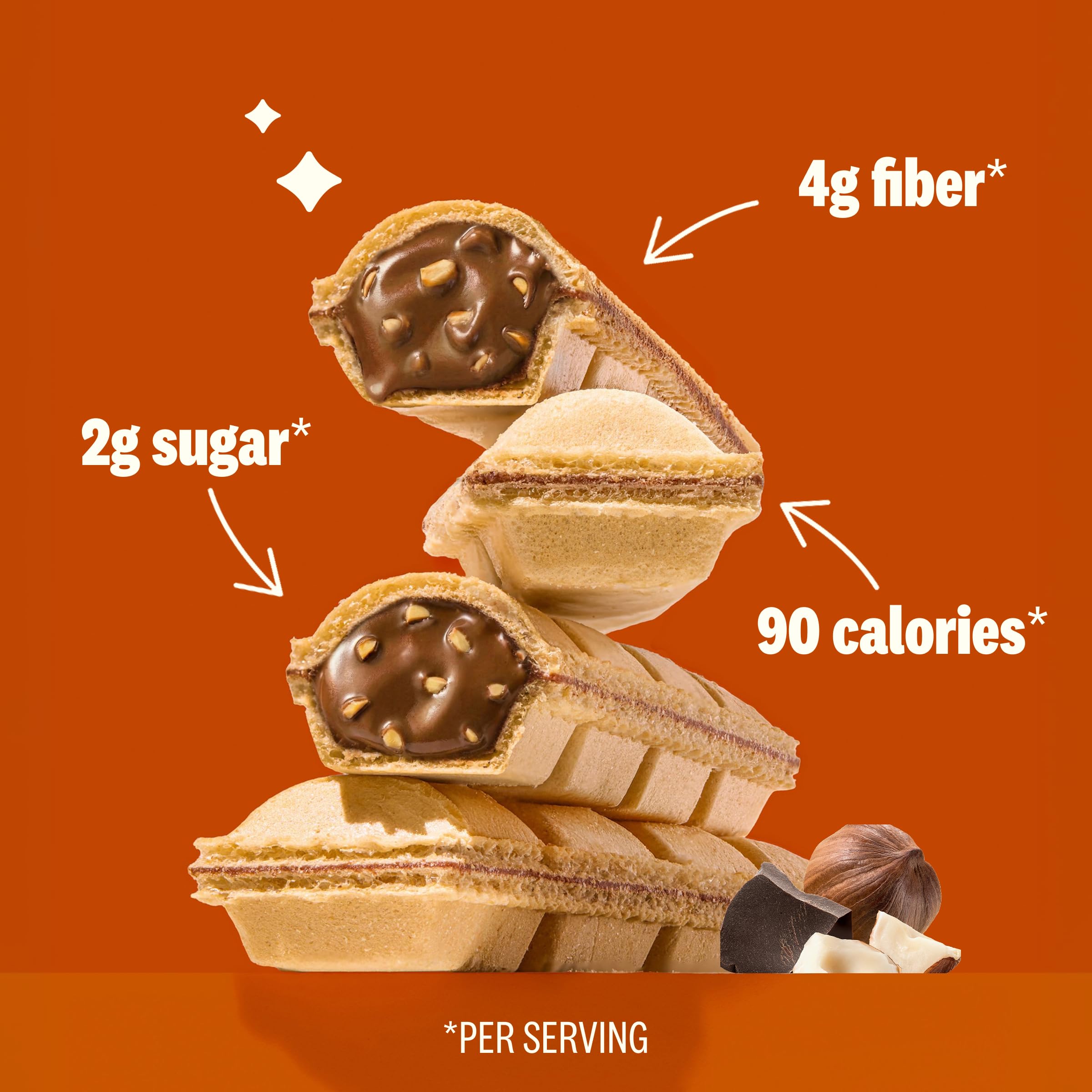 Rip Van Wafels barrita cortada para mostrar el relleno de chocolate y avellana cremoso