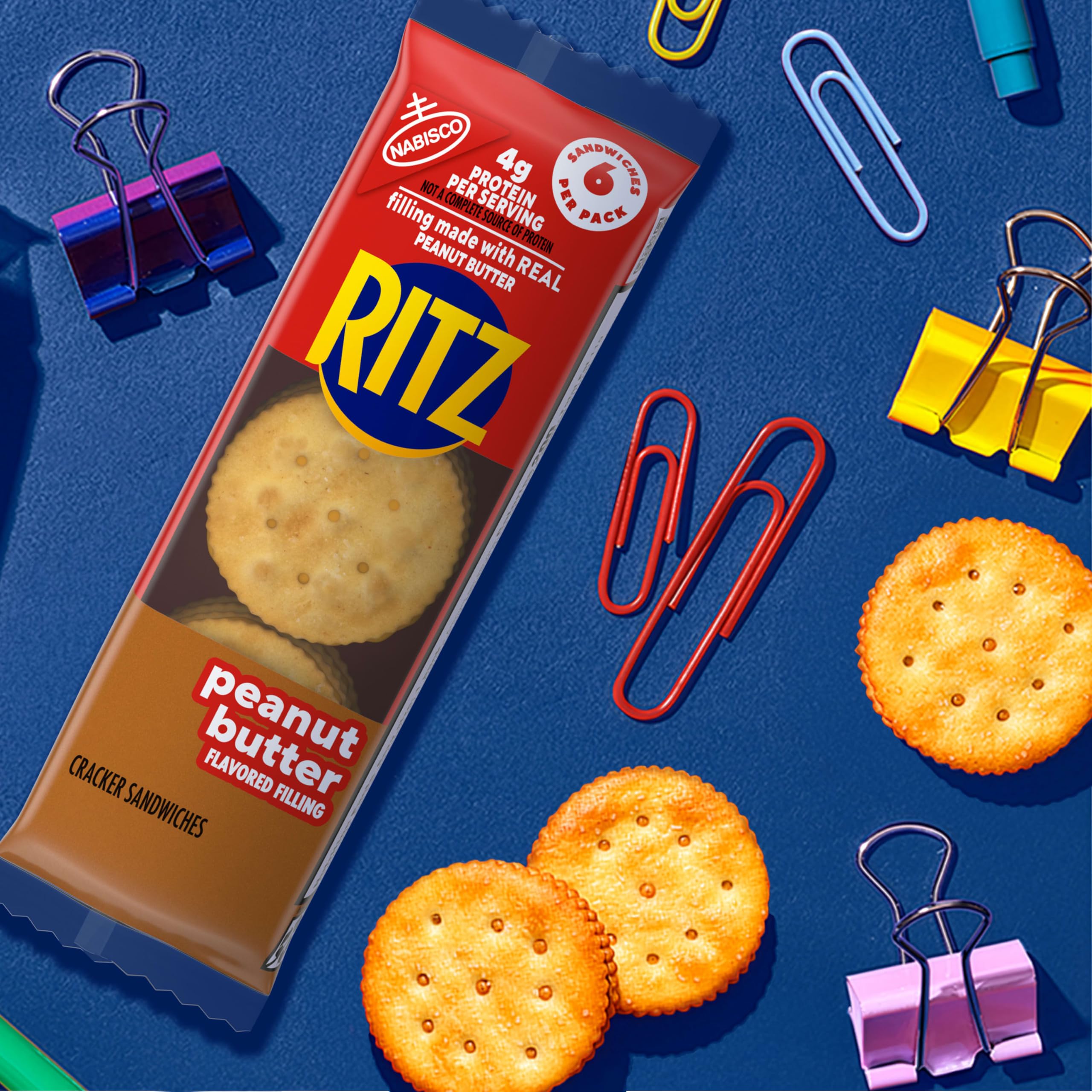 RITZ variedad de sabores abierta en mesa, surtido equilibrado para compartir
