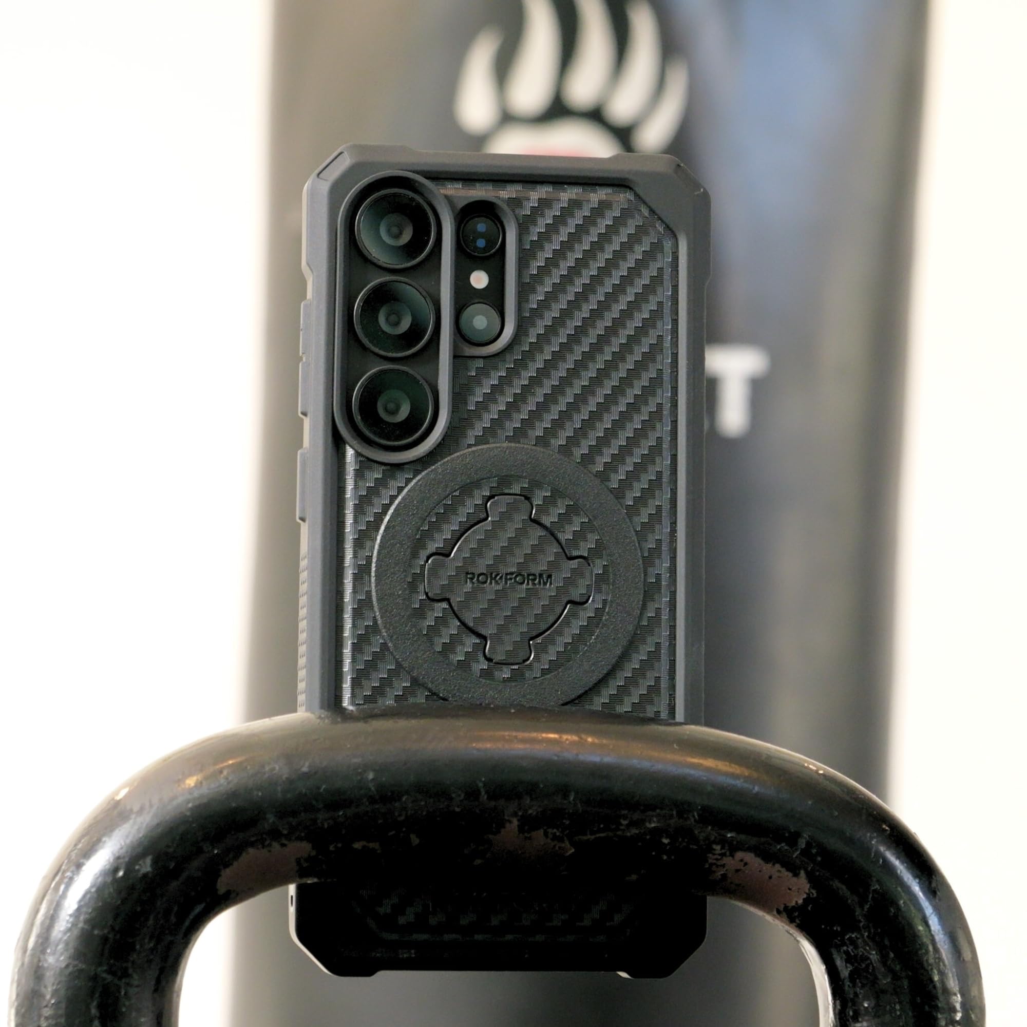Rokform cierre magnético compatible con accesorios y montaje seguro