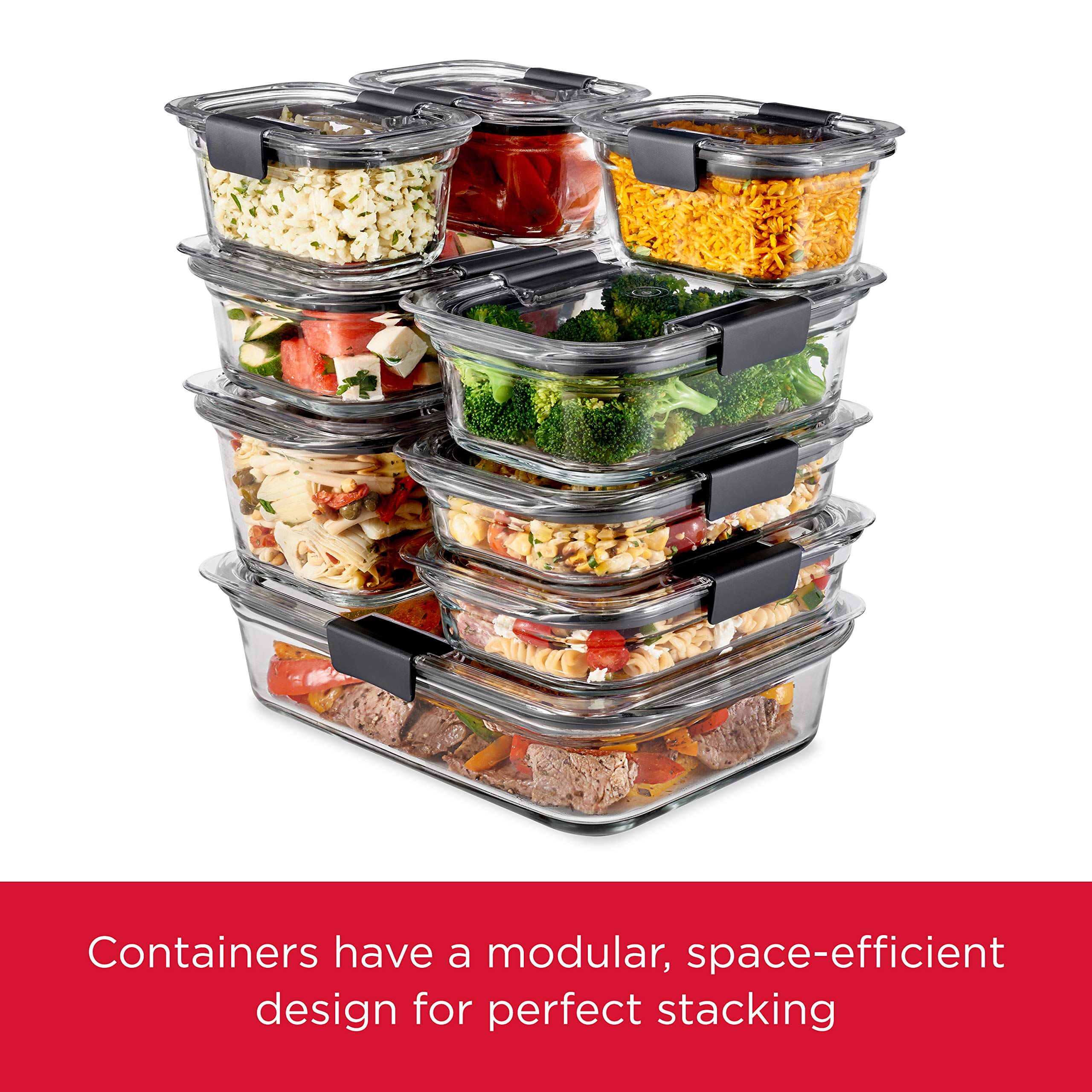 Rubbermaid Brilliance comparación de tamaños sobre mesa para visualizar capacidad