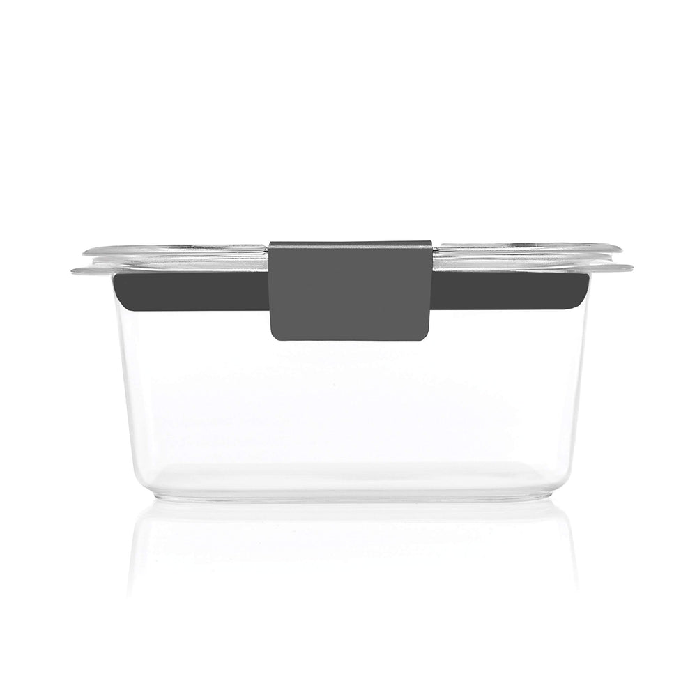 Rubbermaid container in microwave demonstrating venting for splatter reduction