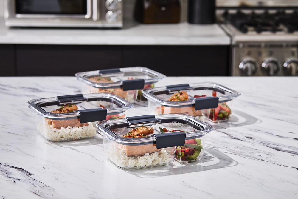 Rubbermaid Brilliance packed inside lunchbag showing convenient transport benefit