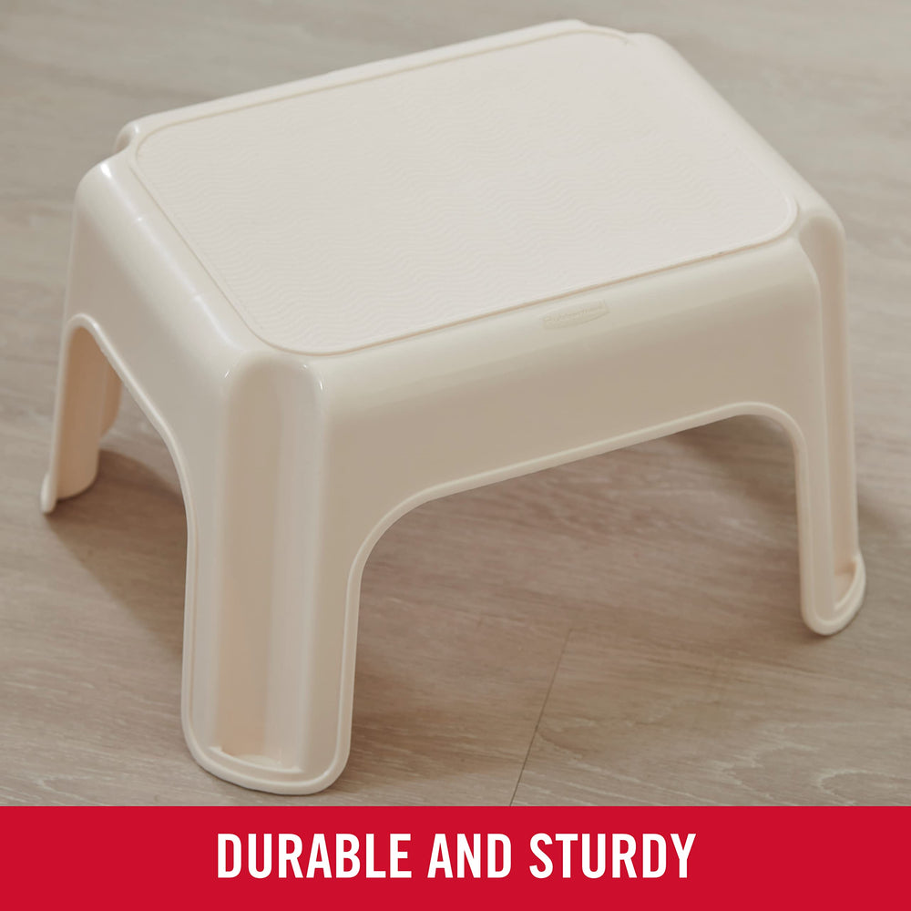 Etiqueta Rubbermaid Made in USA indicando calidad y fabricación estadounidense