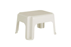 Rubbermaid Roughneck frontal en bisque mostrando diseño robusto y estabilidad