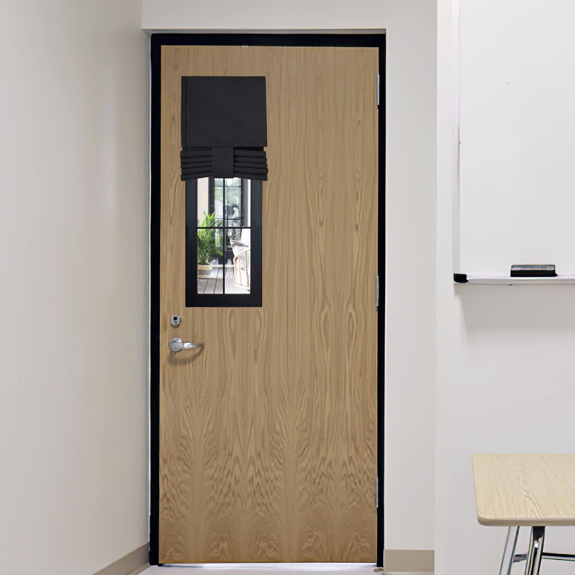 RYB HOME cortina opaca frontal mostrando cobertura completa