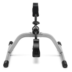 RYGEO primer plano del pedal con textura antideslizante para seguridad