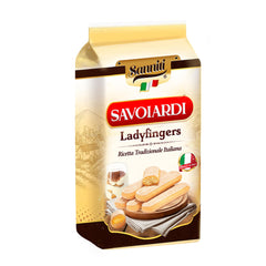 Sanniti paquete frontal mostrando los savoiardi y atractivo italiano