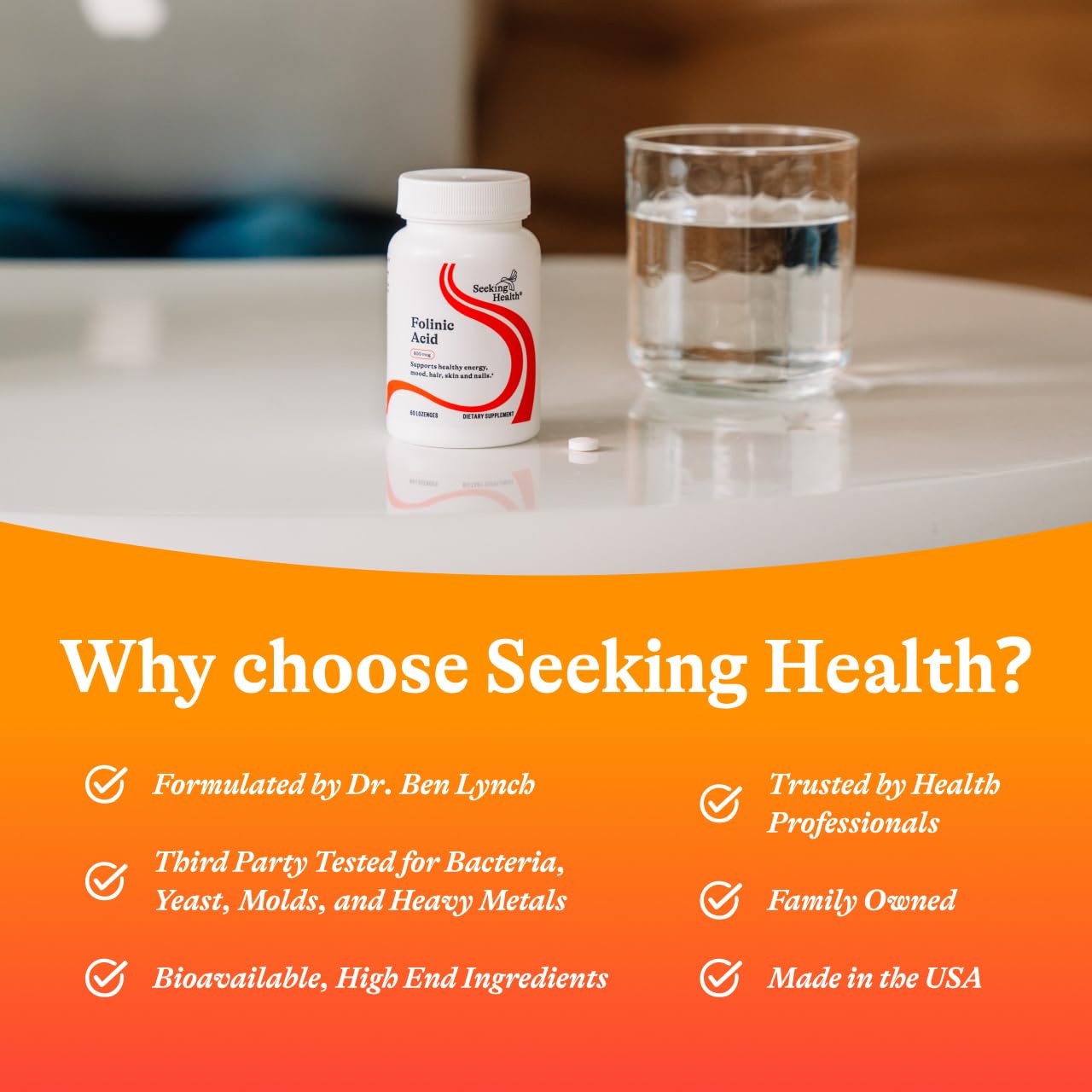 Seeking Health pastilla junto a una moneda para comparar tamaño y porción