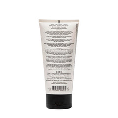 SEEN Curly Creme textura cremosa en cuchara mostrando fácil distribución