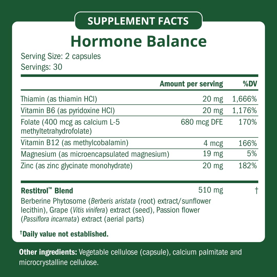 Semaine estilo de vida mujer desayunando, apoyo nutricional diario