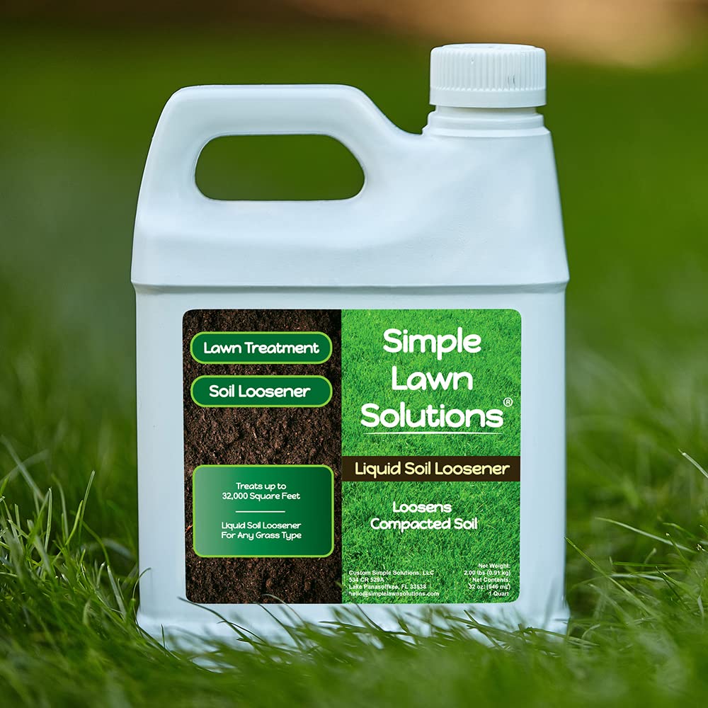 Simple Lawn Solutions en uso sobre césped compactado mejorando drenaje