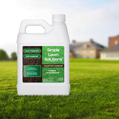Simple Lawn Solutions gota del líquido concentrado mostrando textura fluida