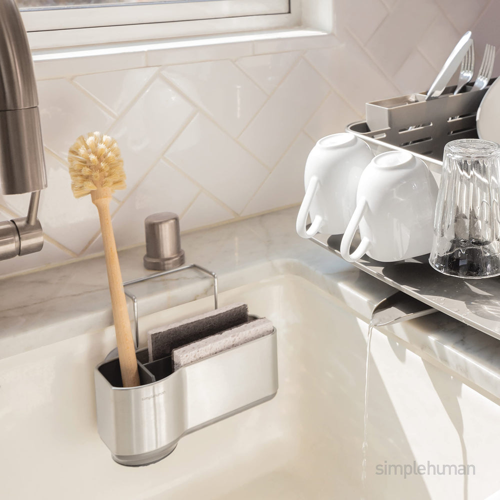 simplehuman primer plano de las ranuras y ventilación, seca rápido y mantiene higiene