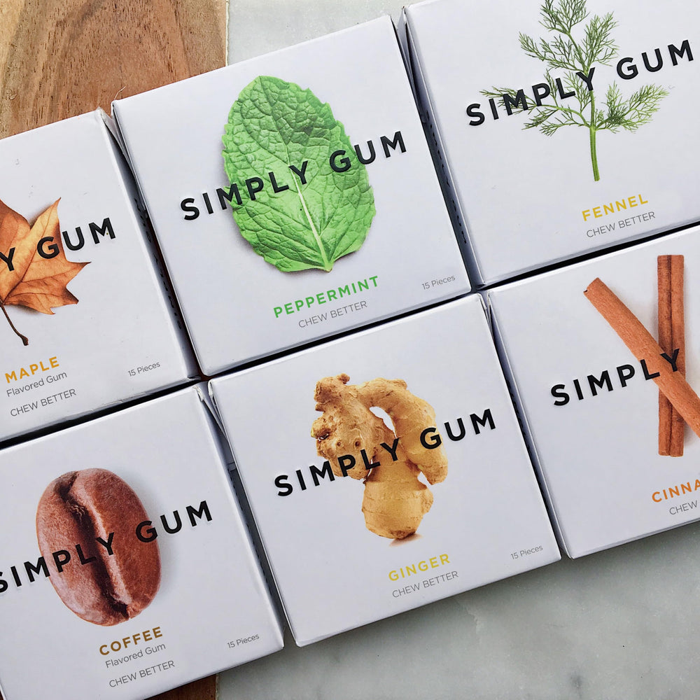 SIMPLY Gum envases individuales en mano listos para llevar y compartir beneficios