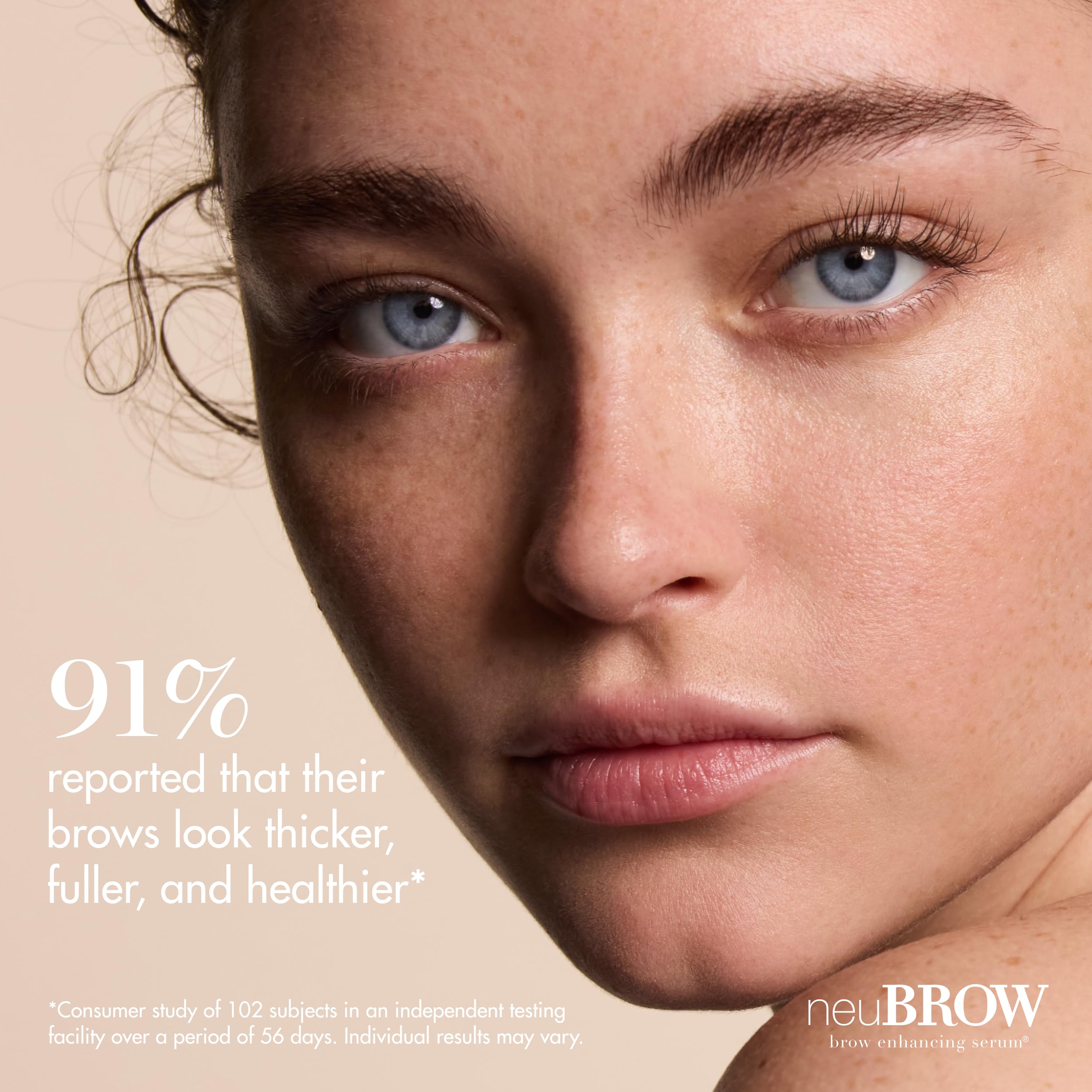 Skin Research Laboratories neuBROW frasco junto a referencia de tamaño portátil
