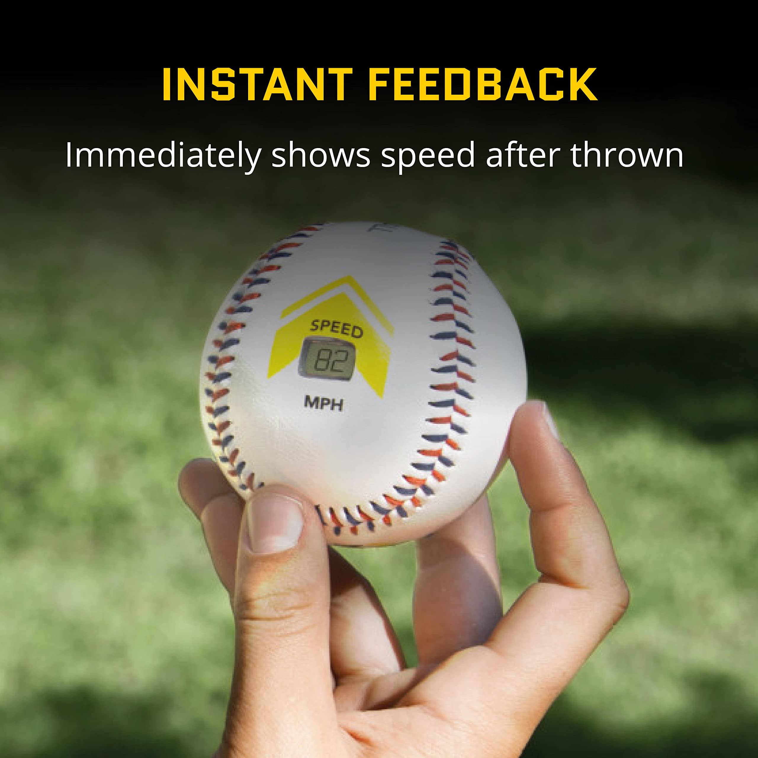SKLZ Bullet Ball en sesión de entrenamiento con entrenador midiendo velocidad