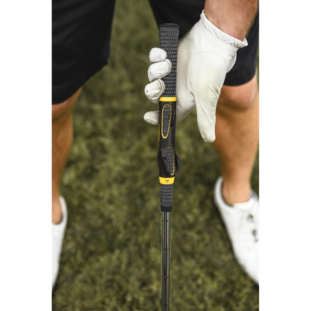 SKLZ primer plano de la textura y molde guía para posicionar dedos y pulgar