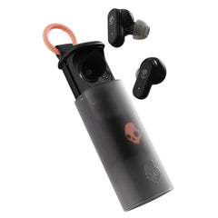 Skullcandy Dime Evo estuche con clip mostrando portabilidad y acceso rápido