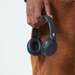 Skullcandy Icon 180 plegados listos para viaje, portabilidad y protección