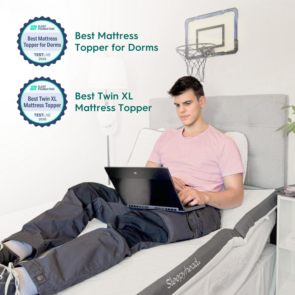 Sleepyhead esquinas con correas reforzadas que aseguran el topper sin moverse