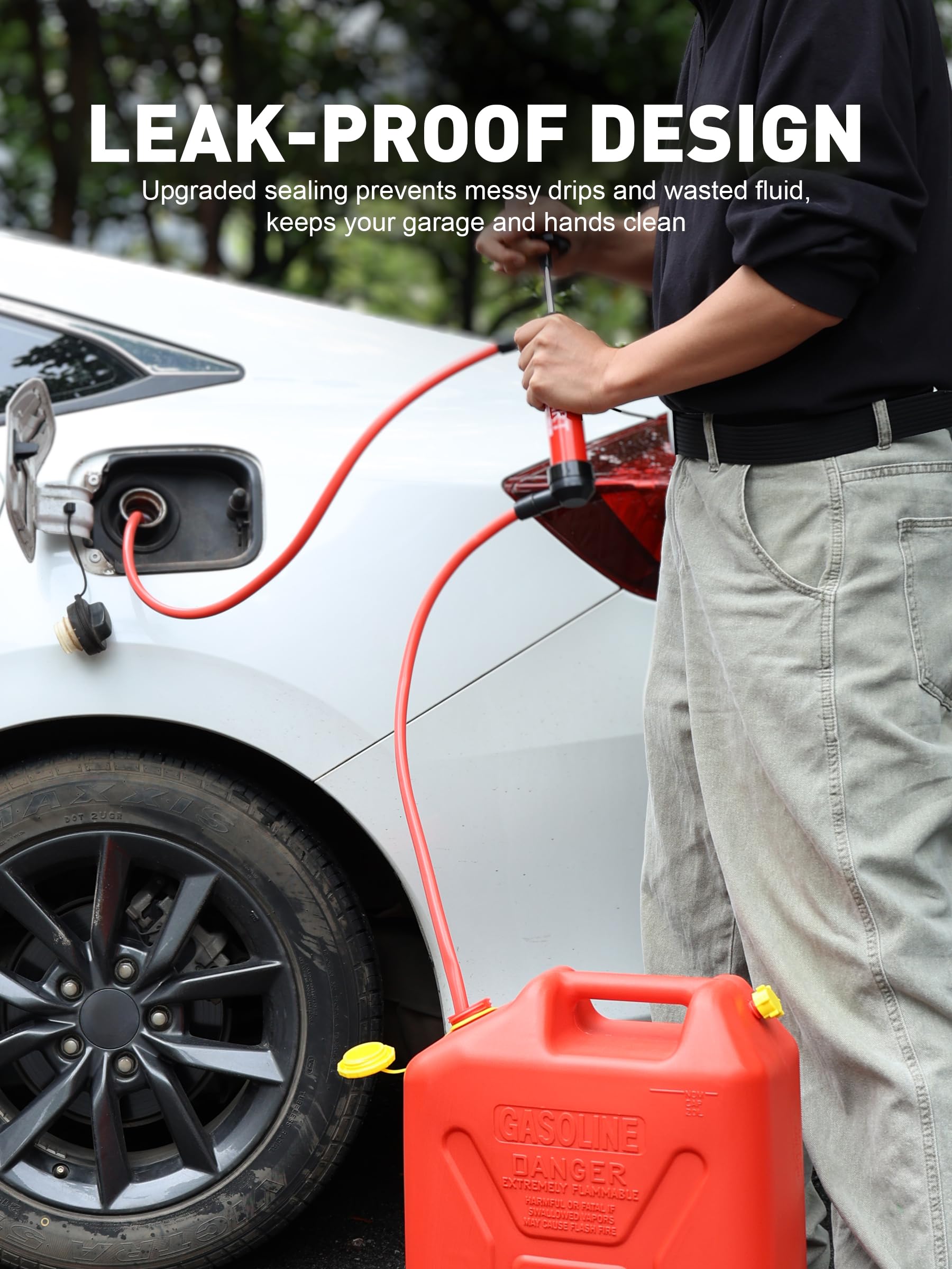 SMART JERRY trasvasando aceite de motor con flujo constante