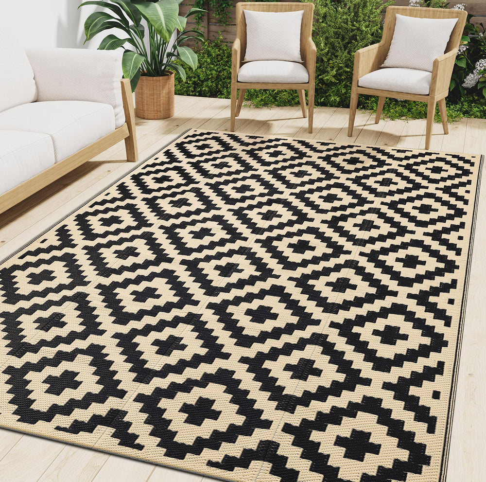Smiry alfombra exterior frontal muestra diseño boho y durabilidad