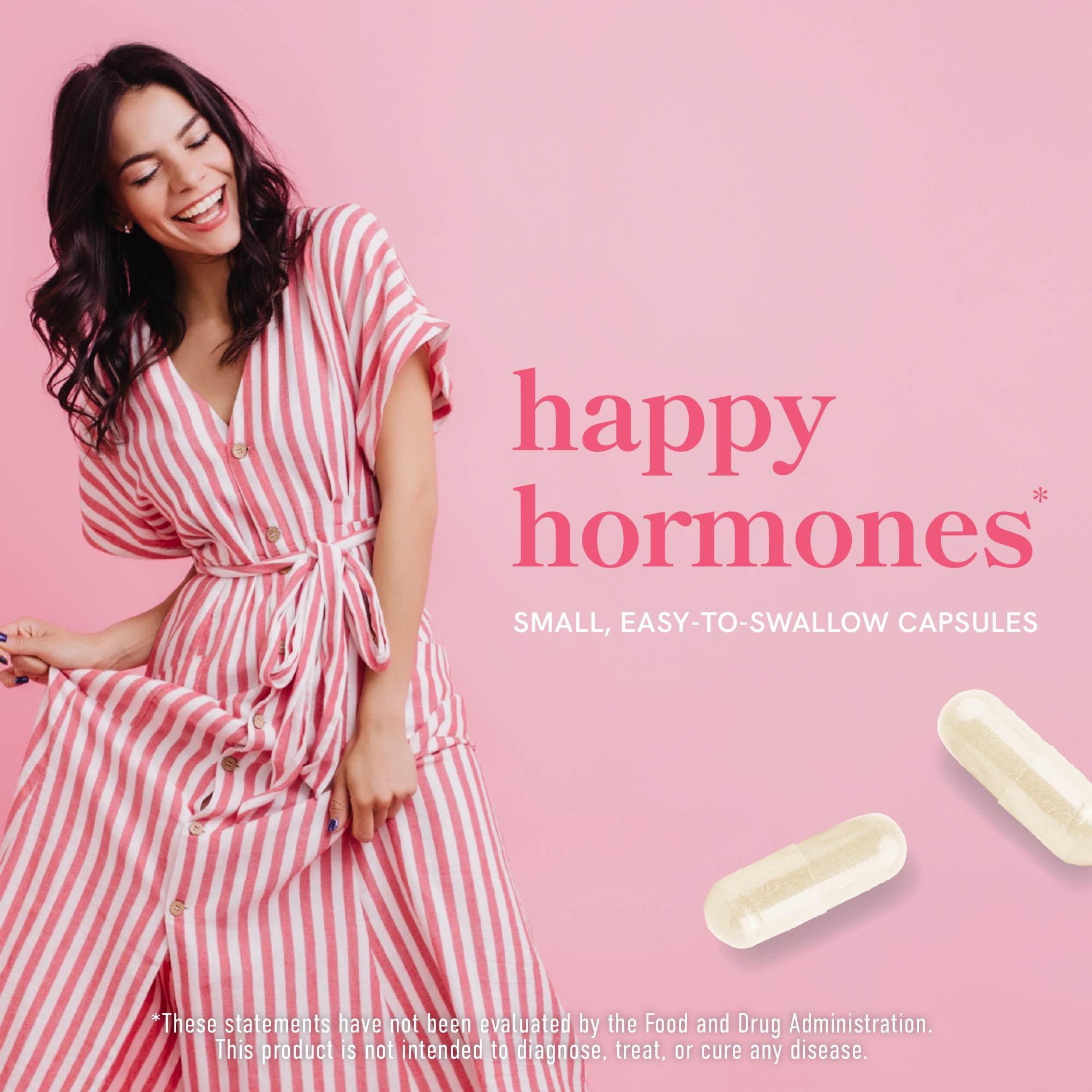 SMNutrition mujer en rutina matutina tomando cápsula para bienestar